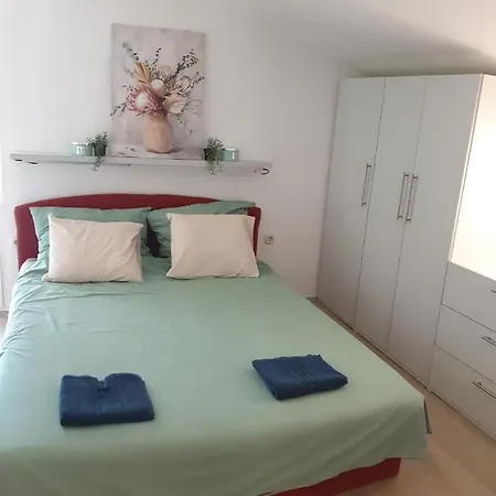 Maria Apartmán Vir