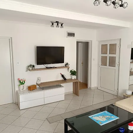 Maria Apartmán *